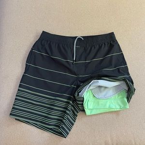 Chubbies 7” compression lines sport shorts